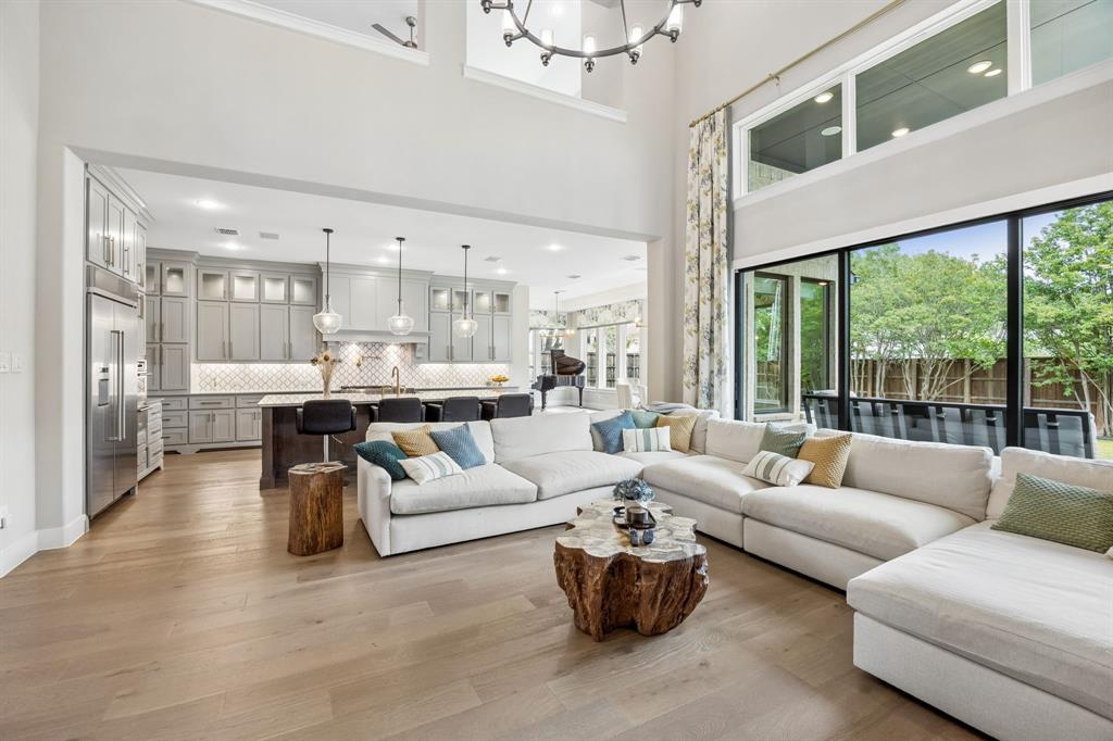 FORESTCREST ESTS - Residential
