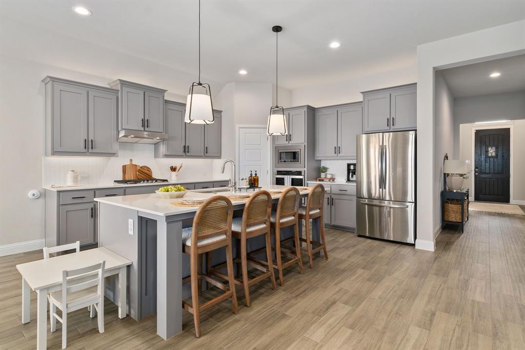 1125 Knightsbridge Road