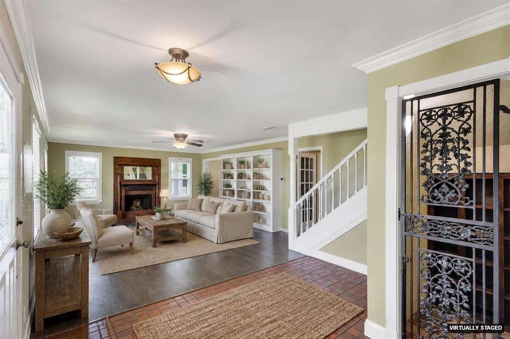 11054 County Road 2464