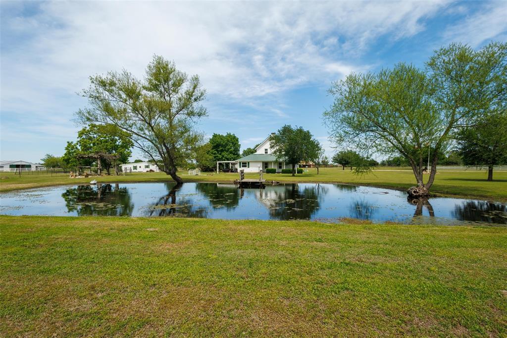 11054 County Road 2464