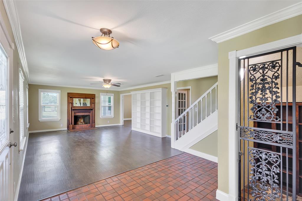 11054 County Road 2464