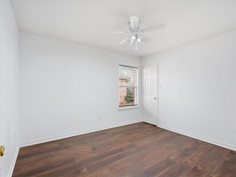 Tiny photo for 1039 Wood Brook Drive, Grand Prairie, TX 75052 (MLS # 21196338)