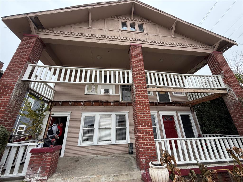 3528 Colonial Avenue