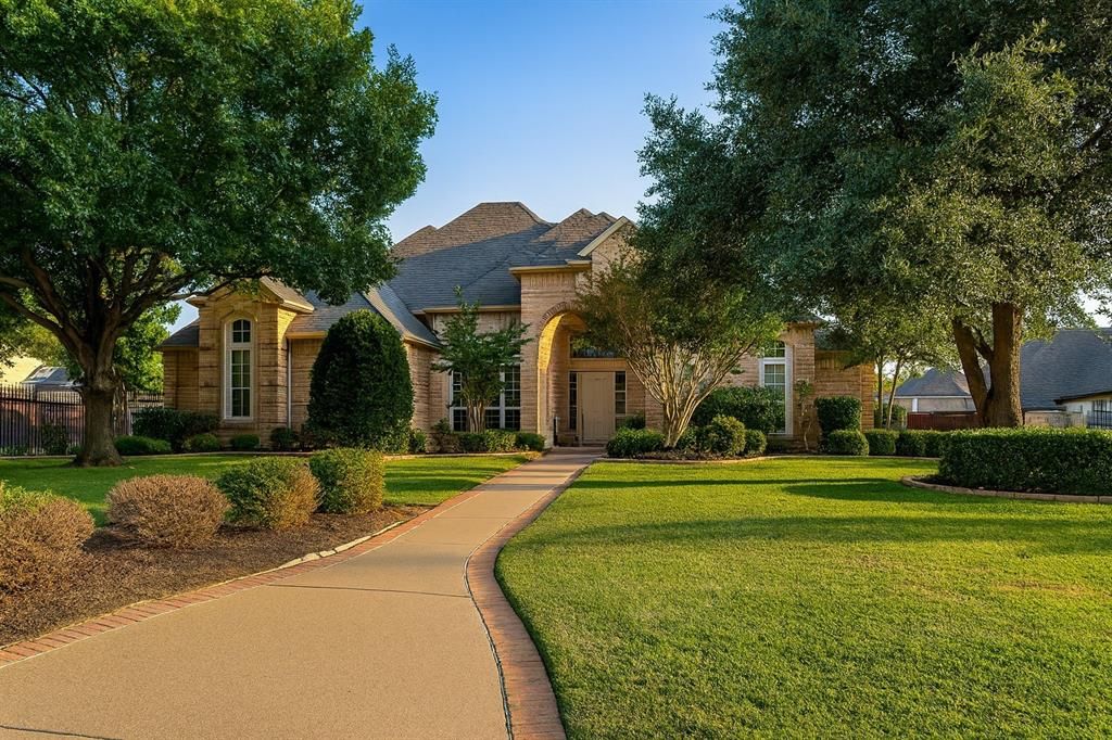 Photo for 111 Yale Drive, Southlake, TX 76092 (MLS # 21072010)