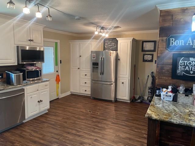 Castleman Creek - Residential