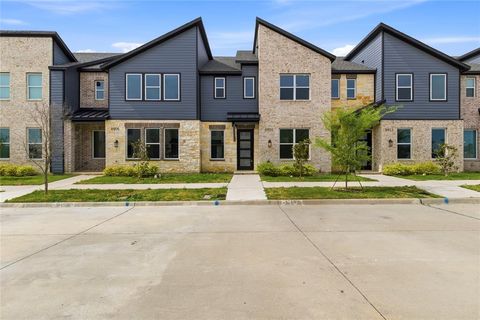 Photo of 8909 Lowell Street, Rowlett, TX 75089 (MLS # 21228209)