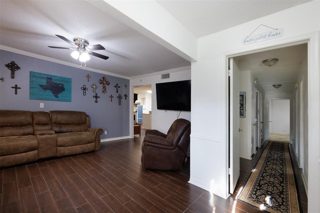 6309 Stonewall Street