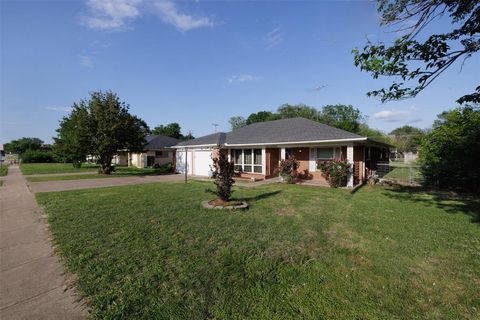 6309 Stonewall Street Greenville TX 75402