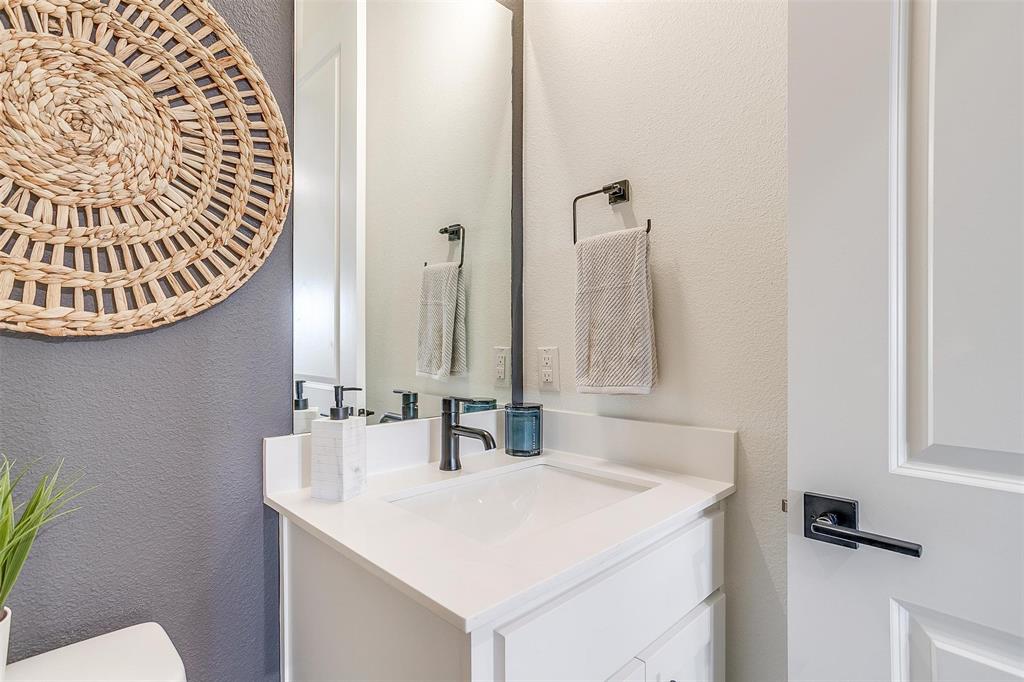 Main 7 Twnhm Add - Residential