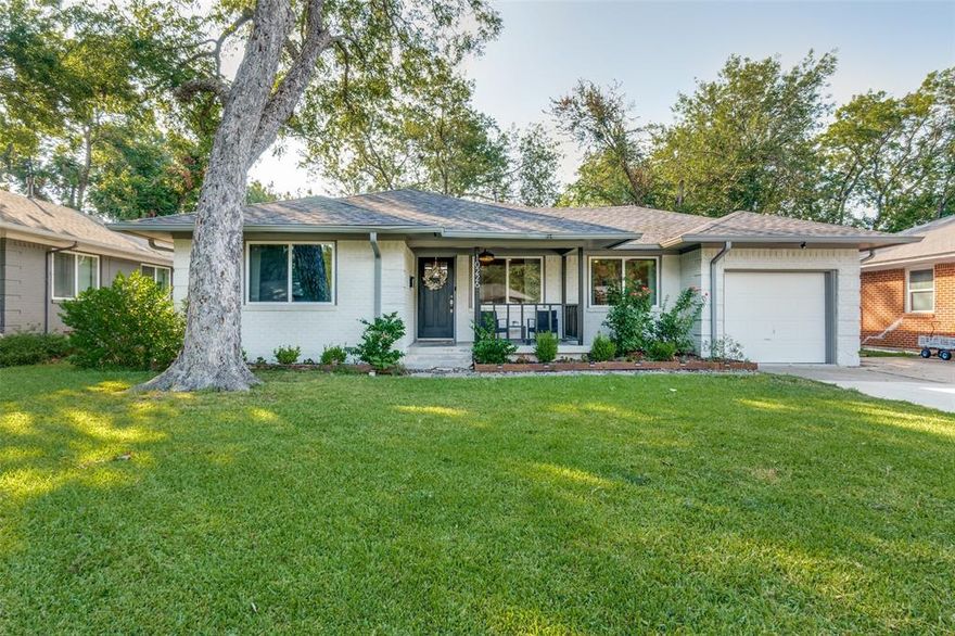 Welcome to this charming 3-bedroom, 2-bath home nestled in a quiet East Dallas neighborhood. Offering two spacious living areas and a large back deck, this home is perfect for relaxing and entertaining. It is located right next to the shops of Casa Linda for dining and entertaining + a short drive over to White Rock Lake. Enjoy the convenience of an in-home washer and dryer, refrigerator, and landscaping included in the rental price. Don’t miss out on this well-maintained gem—schedule your showing today!