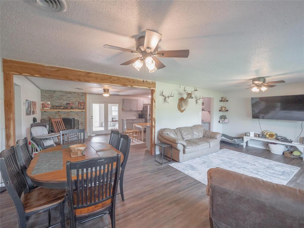 1390 Farm Road 1159
