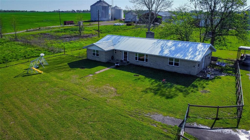 1390 Farm Road 1159