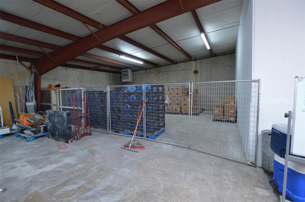 Dalworth Indust District - Commercial Sale