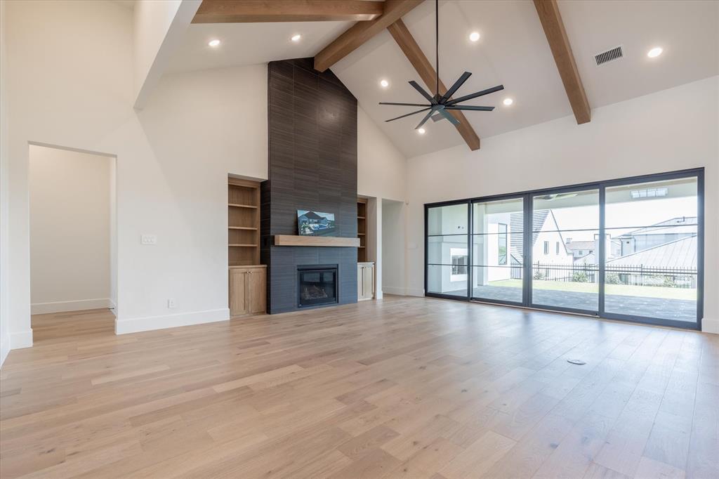 Montrachet - Residential