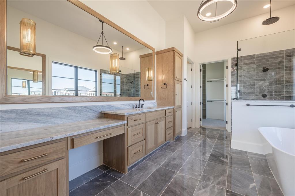 Montrachet - Residential