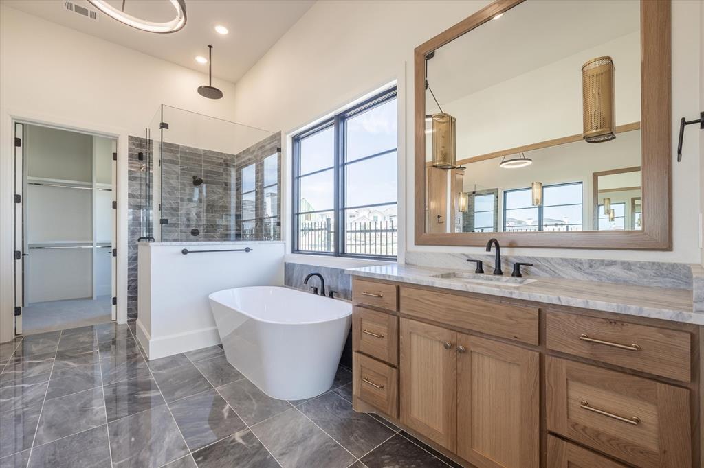 Montrachet - Residential