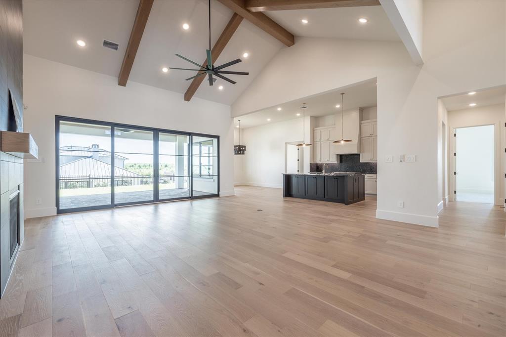 Montrachet - Residential