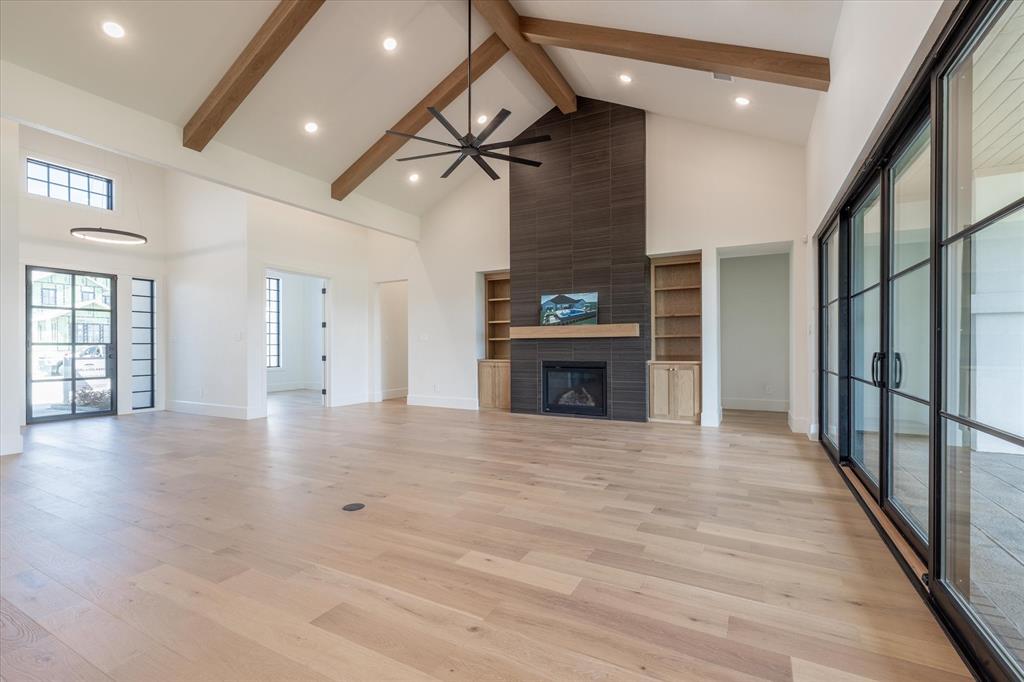 Montrachet - Residential