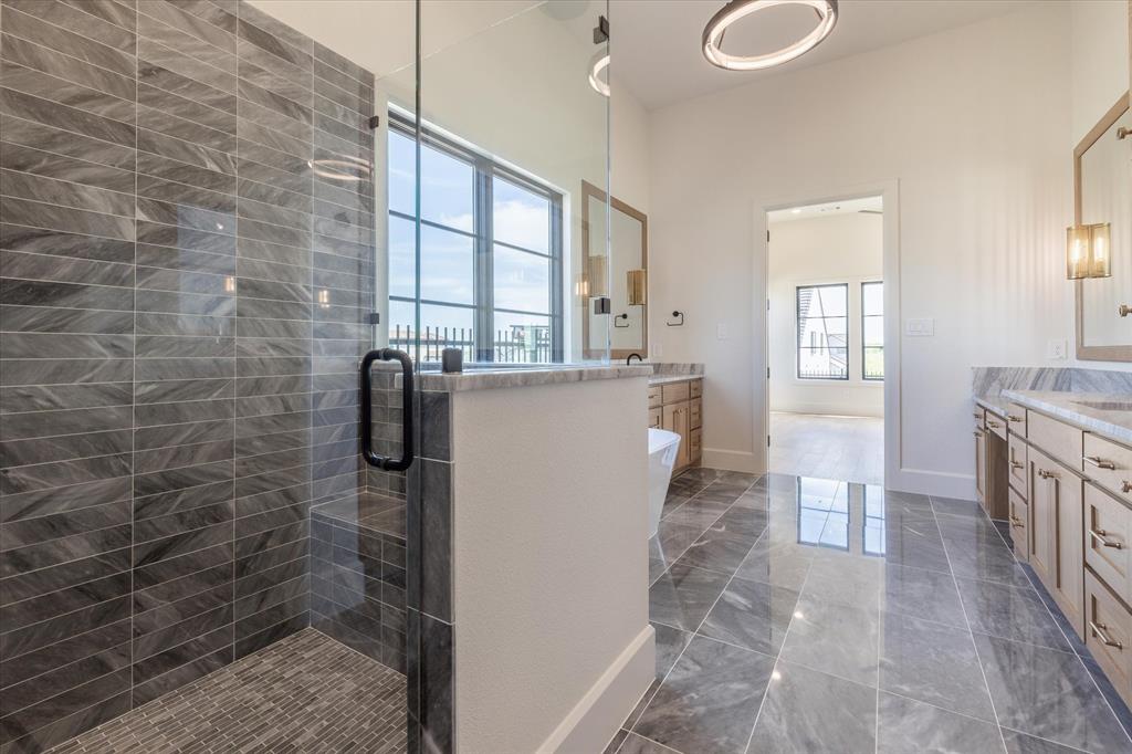 Montrachet - Residential