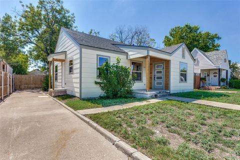 Photo of 1104 E Mulkey Street, Fort Worth, TX 76104 (MLS # 21247228)