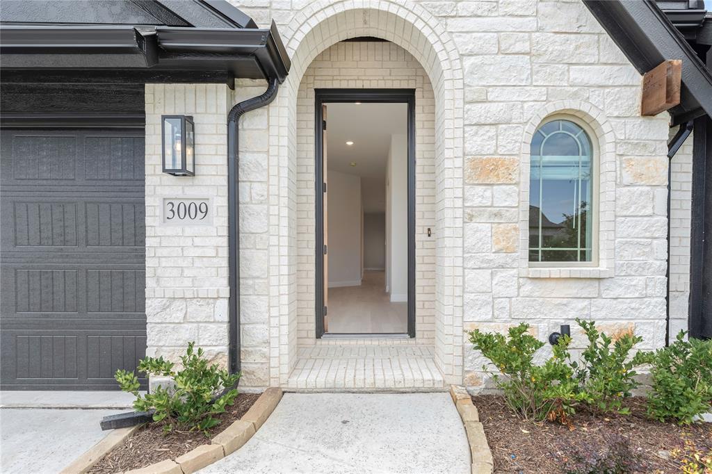 3009 Autumn Glen Drive