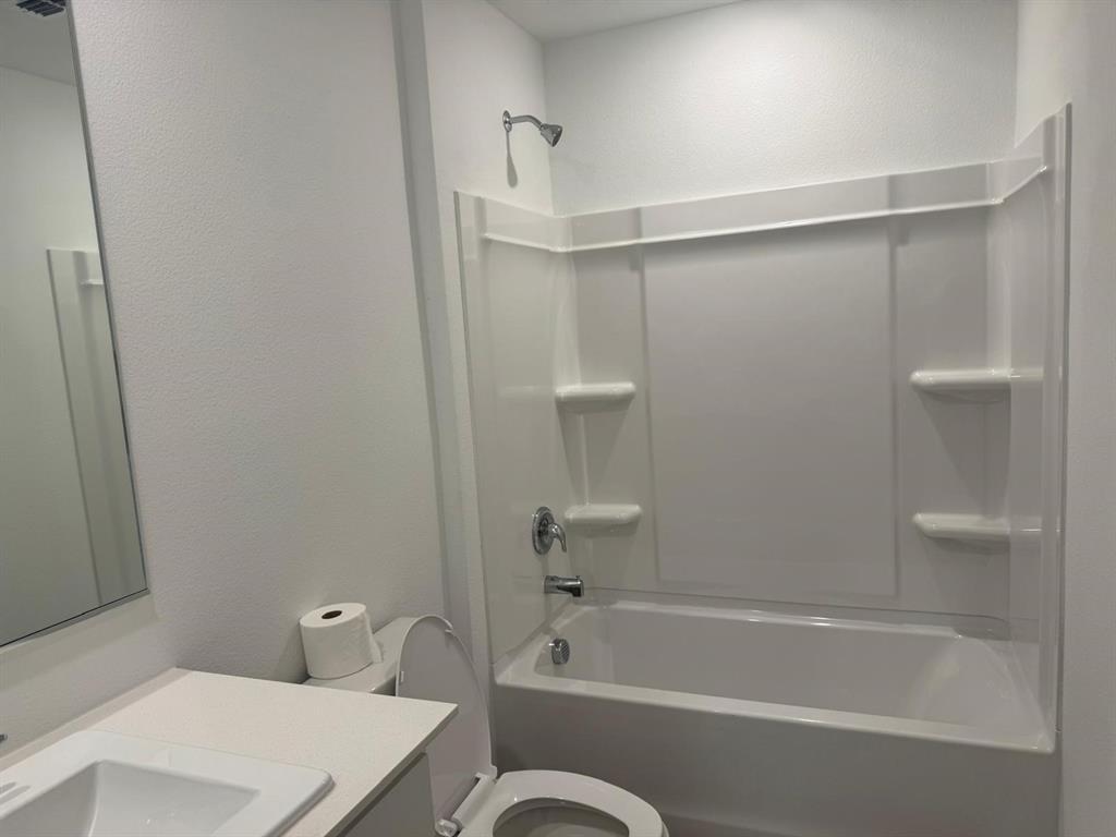 Mobberly Farms Ph 2 - Residential Lease