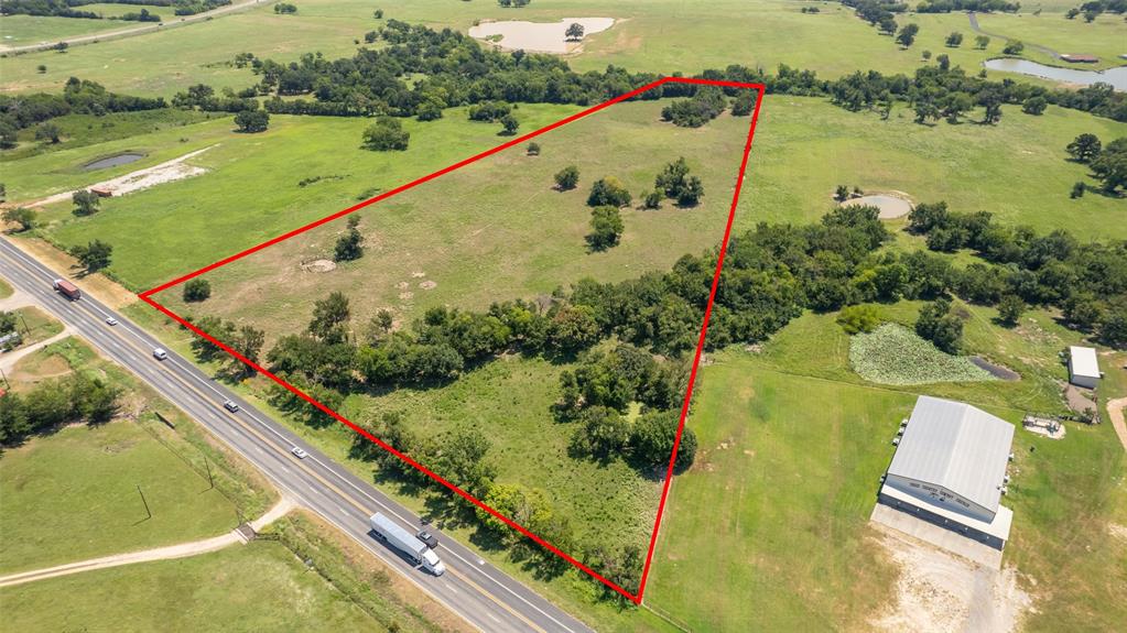 15 Acres Hwy 19