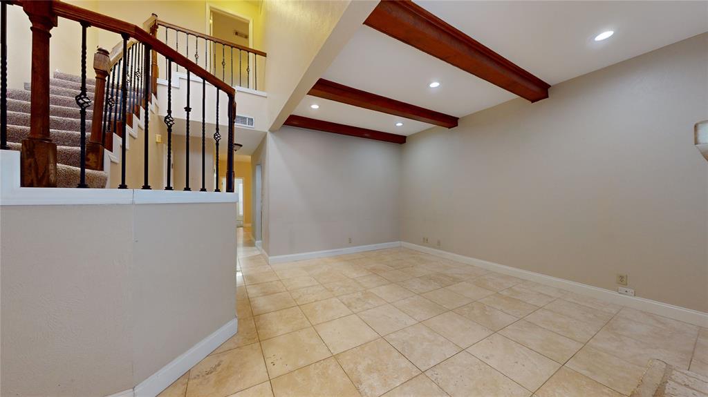 564 Josephine Street