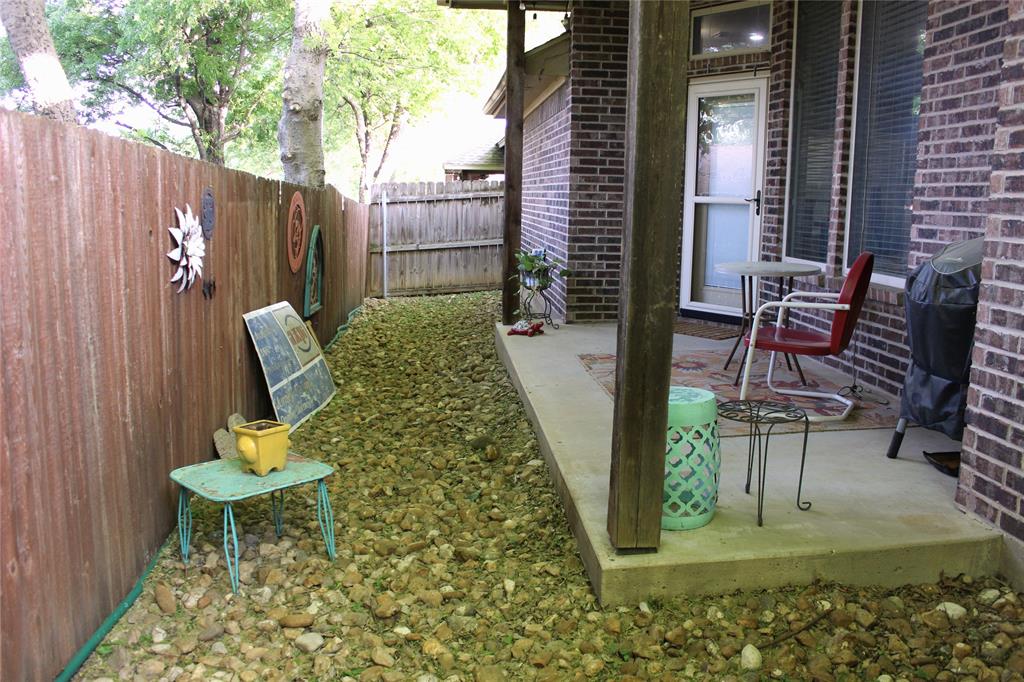 01 Garden Place Add Ph 02 - Residential