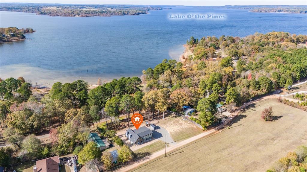 449 Lakeview Circle
