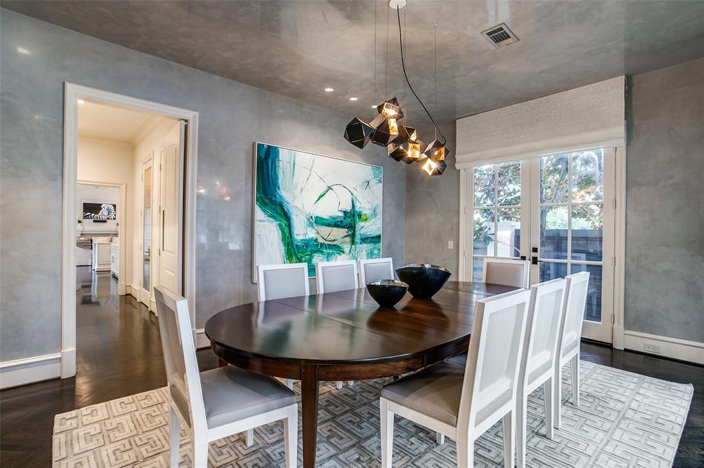 Windsor Place - Residential