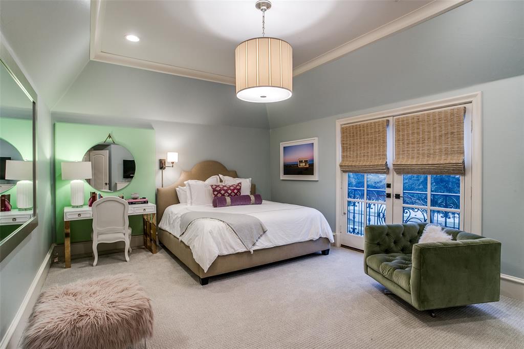 Windsor Place - Residential