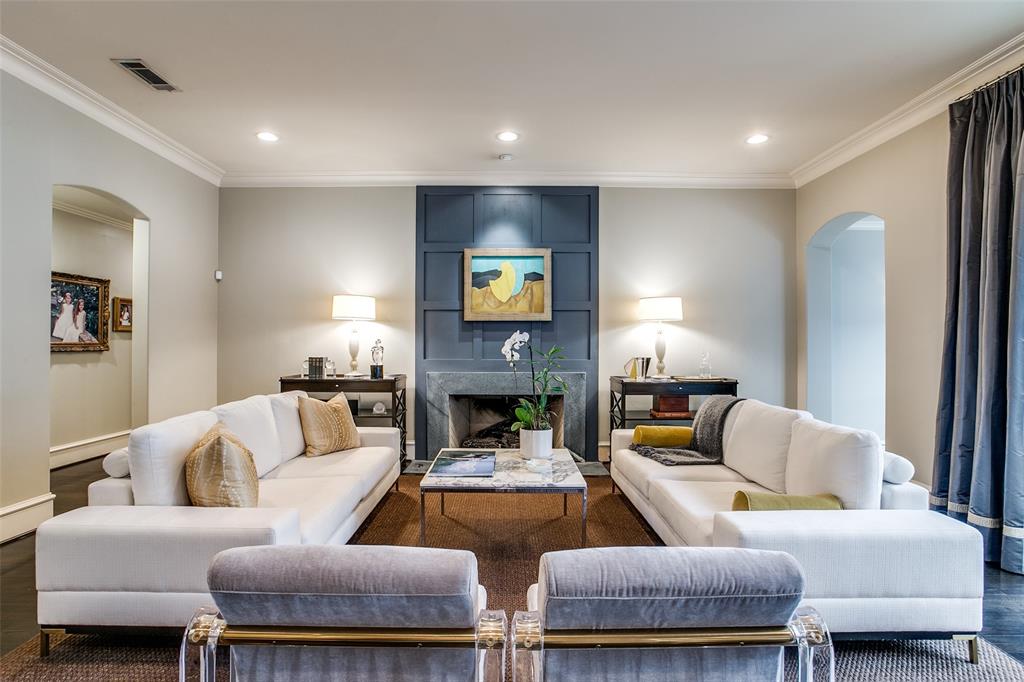 Windsor Place - Residential