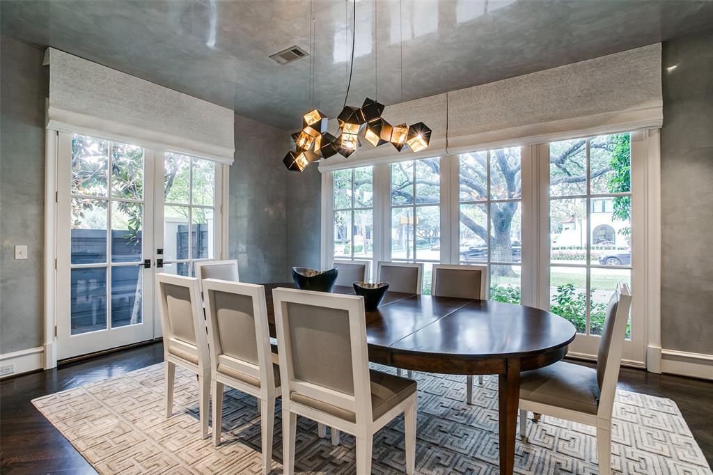 Windsor Place - Residential