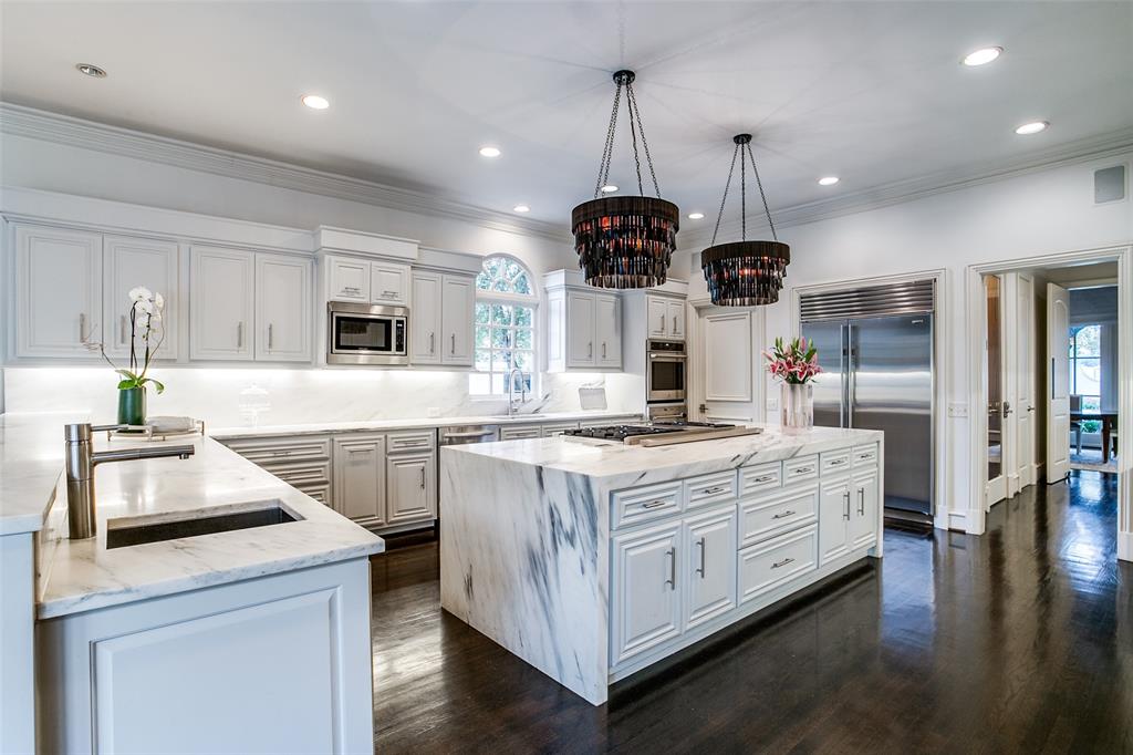 Windsor Place - Residential