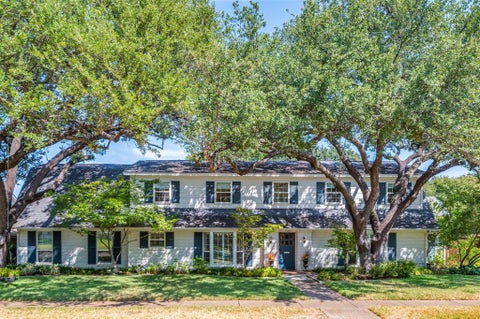 Photo of 7127 Stonetrail Drive, Dallas, TX 75230 (MLS # 21390599)