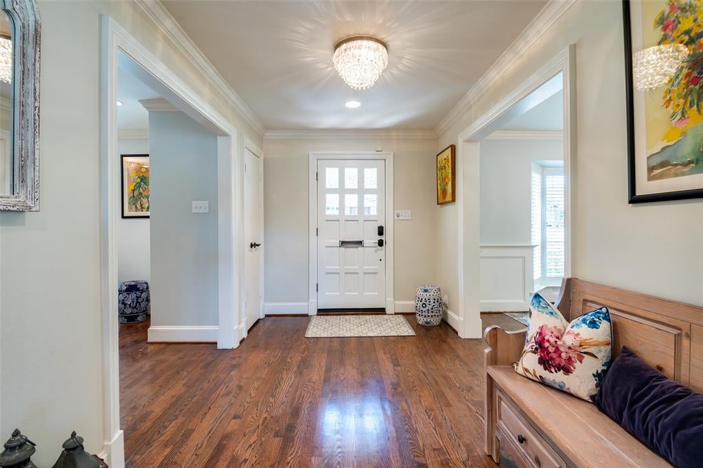 7127 Stonetrail Drive