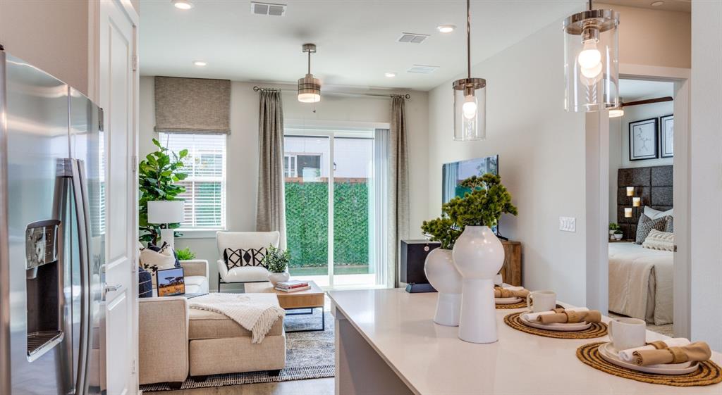 Cadia Grand Prairie - Residential Lease