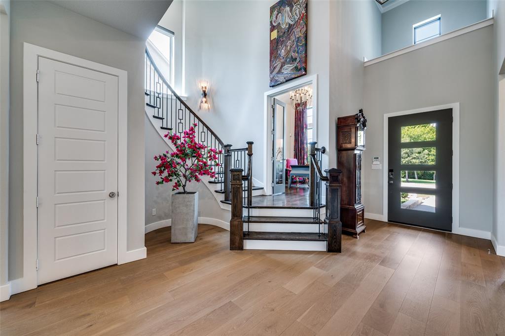 8138 Edgefield Court