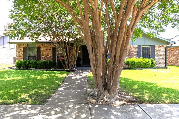 Photo 1 of 40 — 2004 White Ash Road, Carrollton, TX 75007