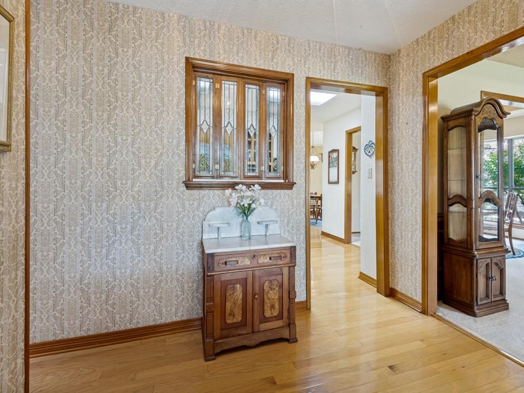 2213 Ridgewood