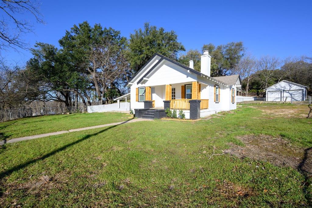 Photo 1 of 22 — 71 Crown Road, Willow Park, TX 76087
