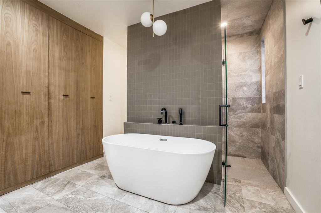 Llano Place - Residential Lease