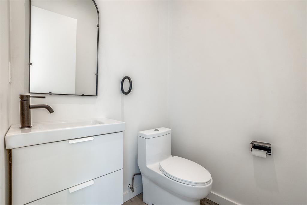 Llano Place - Residential Lease