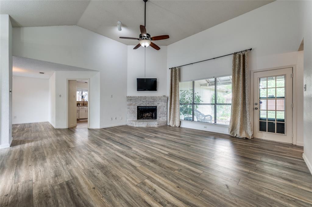 1404 Chicota Drive
