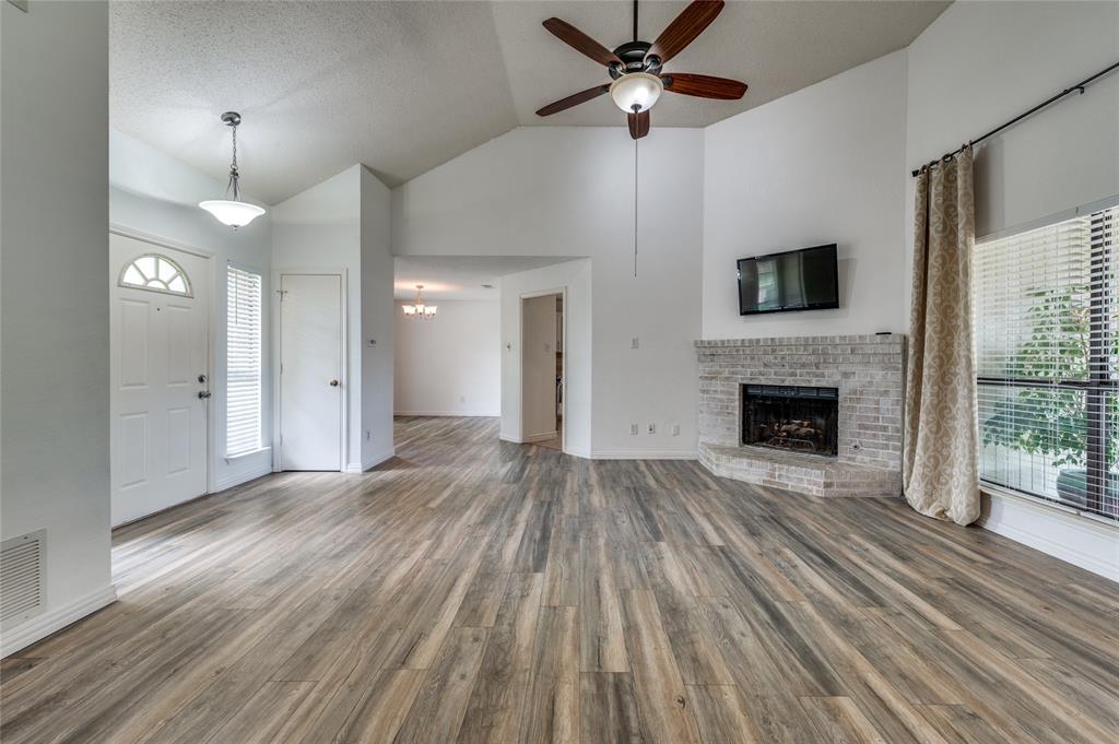 1404 Chicota Drive