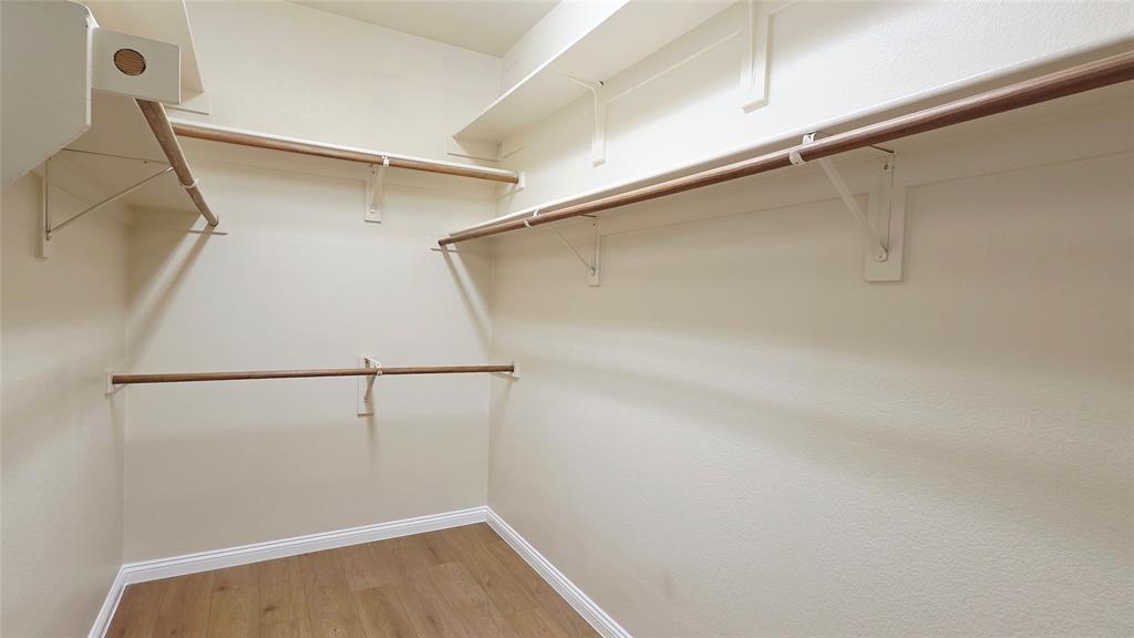 Meadows Of Roanoke Ph II - Residential Lease