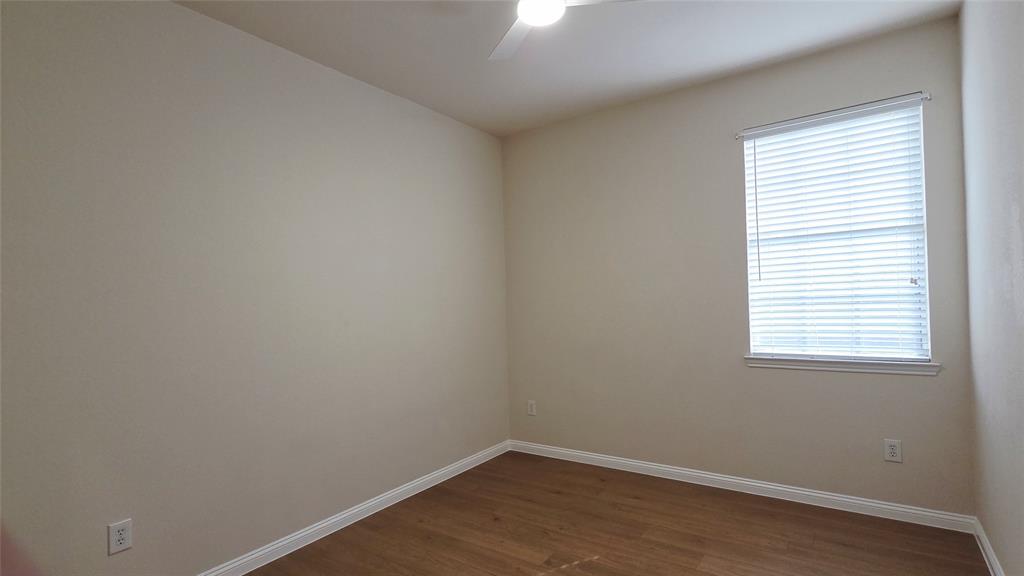 Meadows Of Roanoke Ph II - Residential Lease