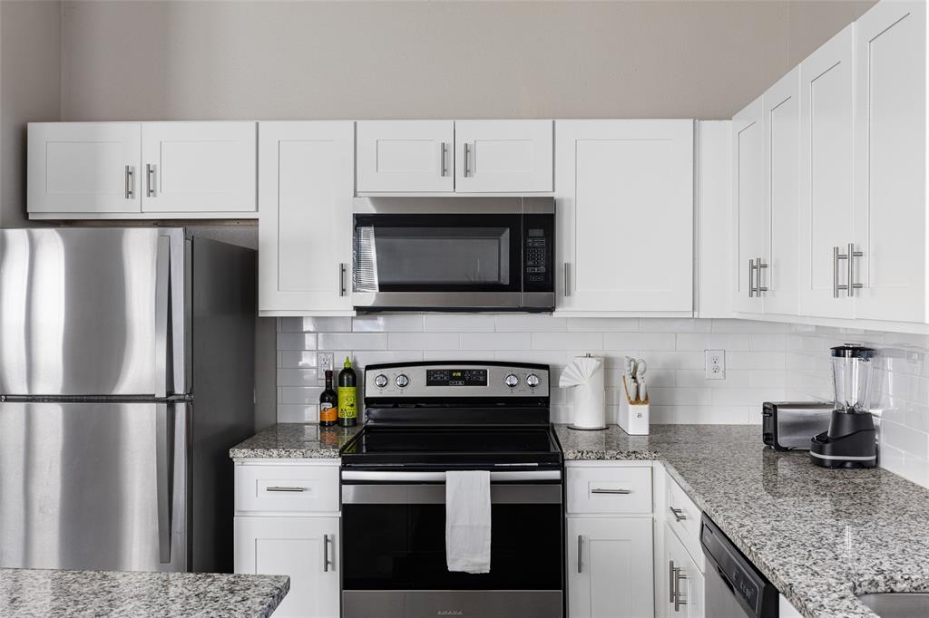 Ervay Place - Residential