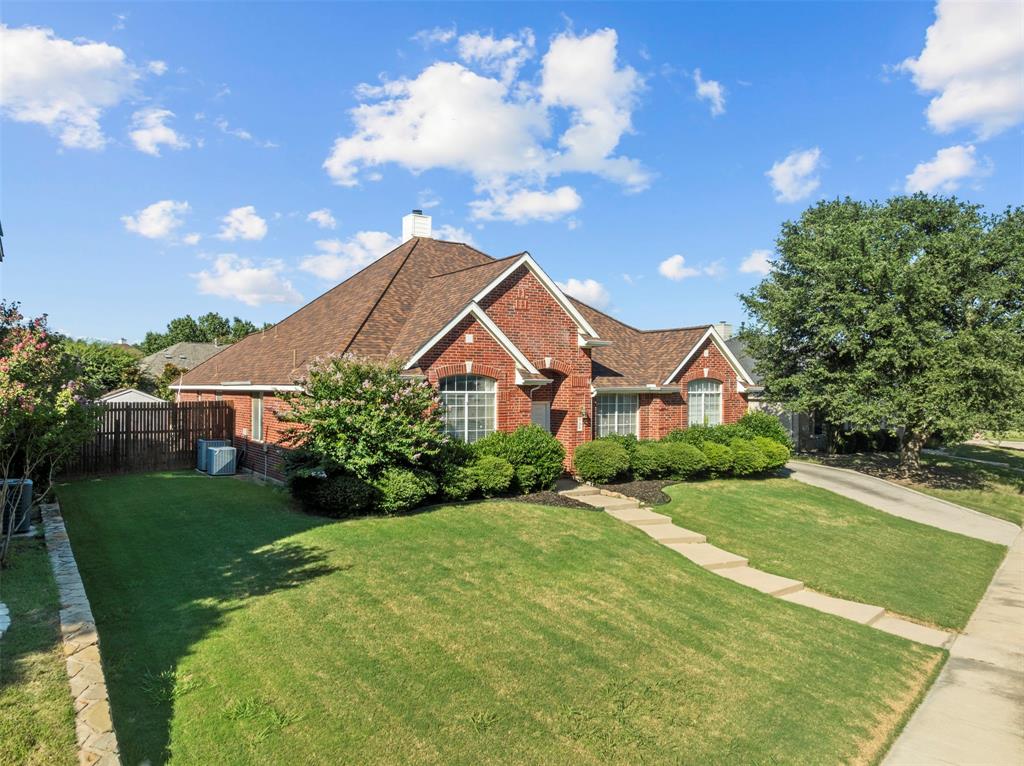 705 Waters Edge